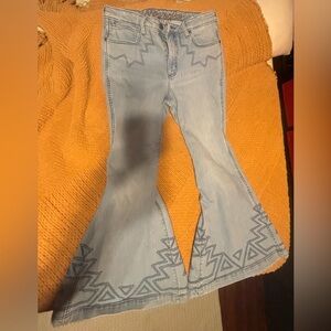 Wrangler Jeans - Light wash - embroiderer